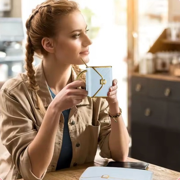 Light Blue Quilted Ceramic Purse Coffee Mug & Dish - Picture 6 of 7